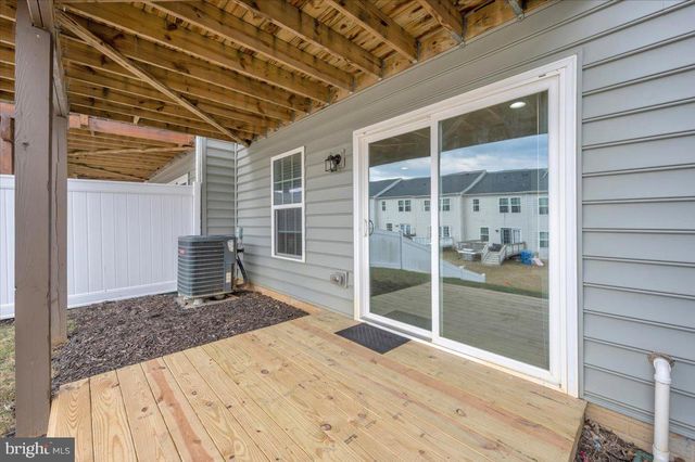 105 MONTREAL WAY, Falling Waters, WV 25419