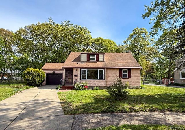 539 Mitchell Street, Uniondale, NY 11553