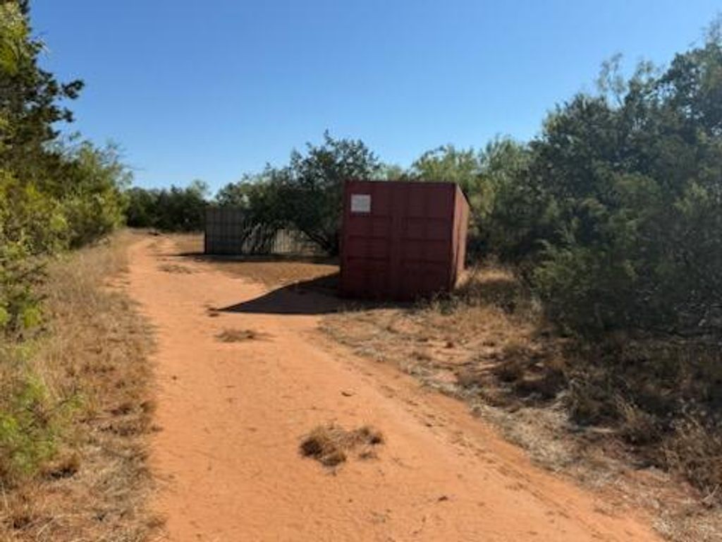 Image 29 of property listing at 1600 N Us Hwy 277, Bronte, TX 76933