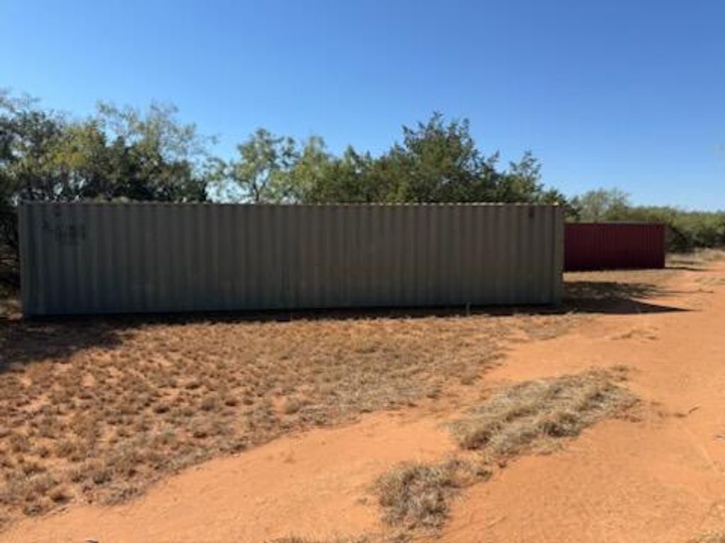 Image 30 of property listing at 1600 N Us Hwy 277, Bronte, TX 76933