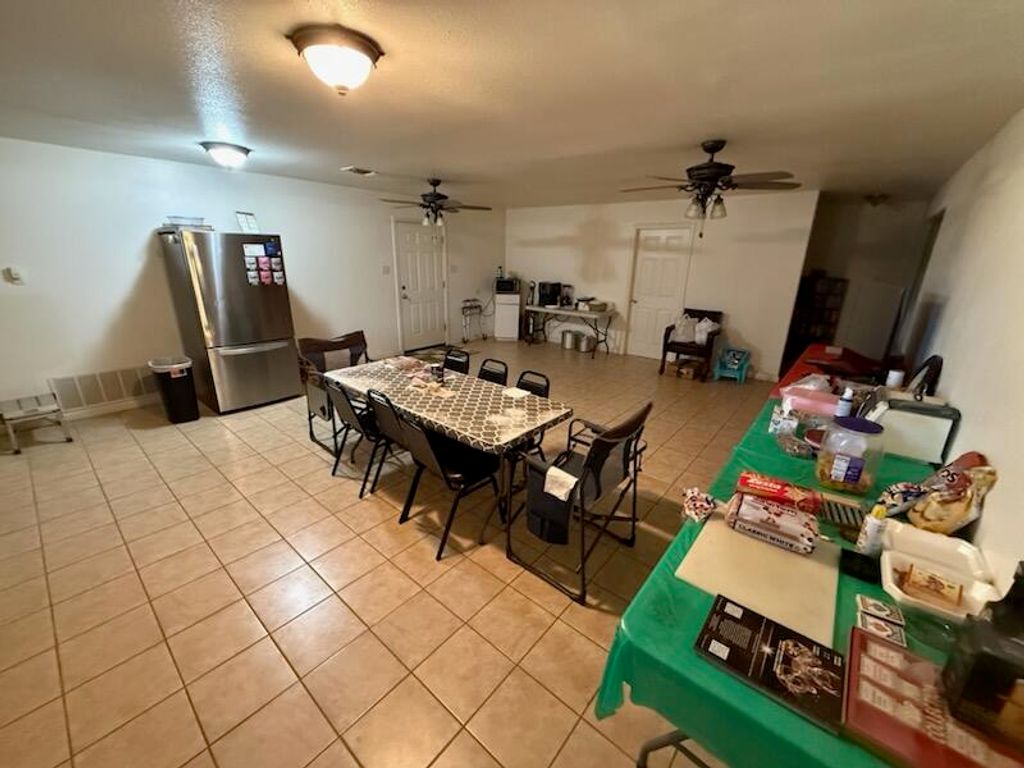 Image 46 of property listing at 1600 N Us Hwy 277, Bronte, TX 76933
