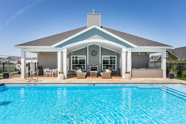 5156 Mira Way W, West Fargo, ND 58078