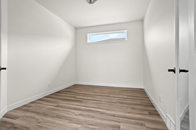 5156 Mira Way W, West Fargo, ND 58078