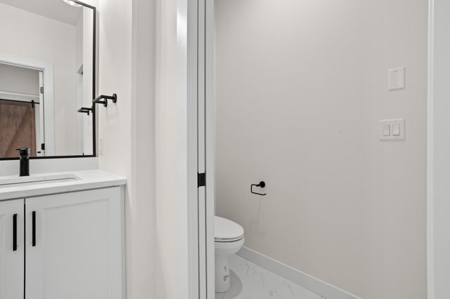 5156 Mira Way W, West Fargo, ND 58078