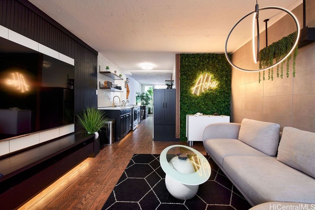 84-965 Farrington Highway A502, Waianae, HI 96792