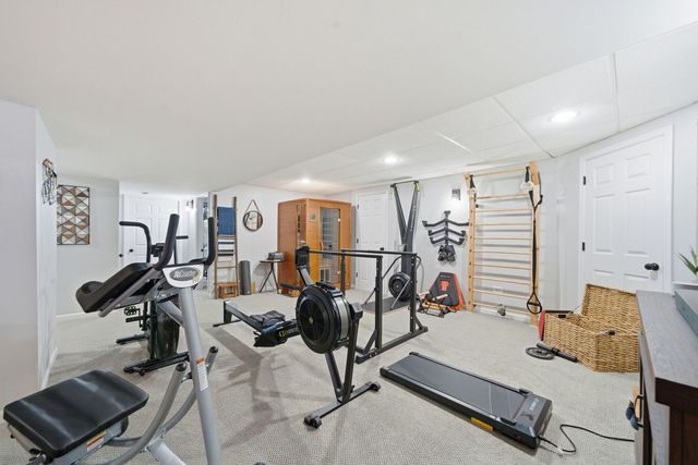 1918 Westridge Boulevard, Bartlett, IL 60103