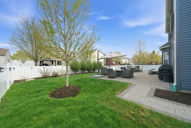 1918 Westridge Boulevard, Bartlett, IL 60103