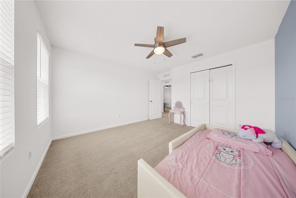 Image 35 of property listing at 12918 PROMISE PLACE, Orlando, FL 32832