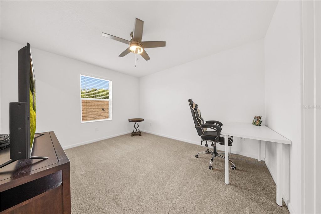 Image 38 of property listing at 12918 PROMISE PLACE, Orlando, FL 32832
