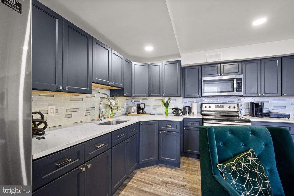 743 N 44TH ST, PHILADELPHIA, PA 19104 — photo 2