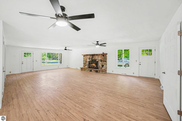 8220 E Upham Drive, Mt Pleasant, MI 48858