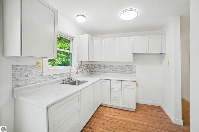 8220 E Upham Drive, Mt Pleasant, MI 48858