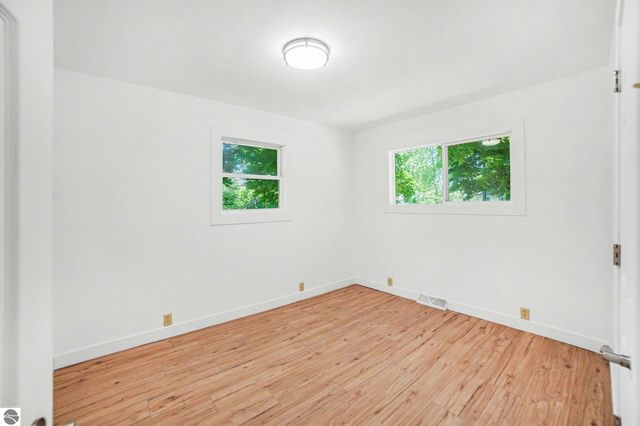 8220 E Upham Drive, Mt Pleasant, MI 48858