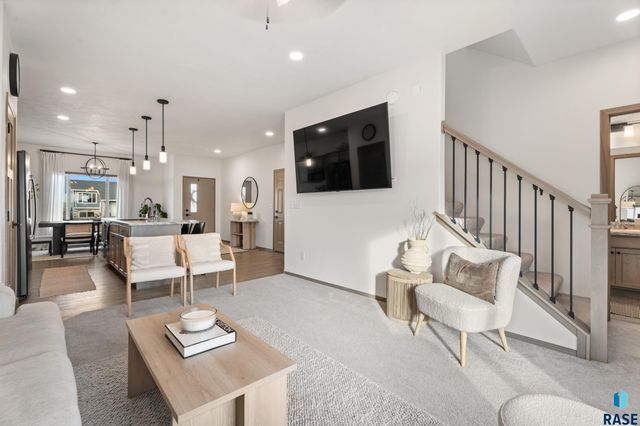 719 Prairieside Trl Trail, Harrisburg, SD 57032