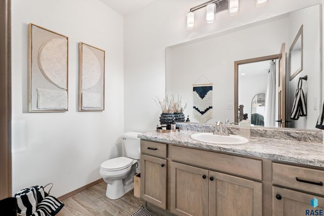 719 Prairieside Trl Trail, Harrisburg, SD 57032