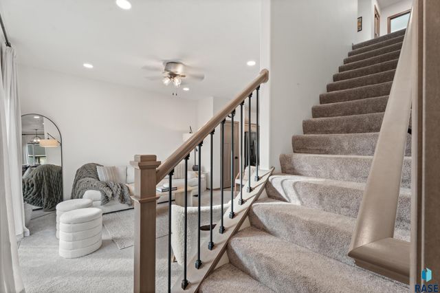 719 Prairieside Trl Trail, Harrisburg, SD 57032