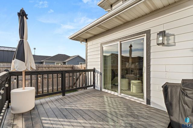 719 Prairieside Trl Trail, Harrisburg, SD 57032