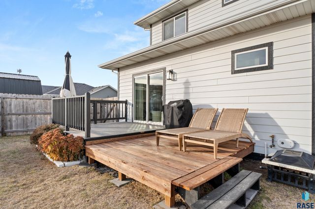 719 Prairieside Trl Trail, Harrisburg, SD 57032