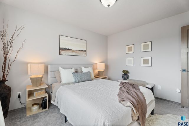 719 Prairieside Trl Trail, Harrisburg, SD 57032