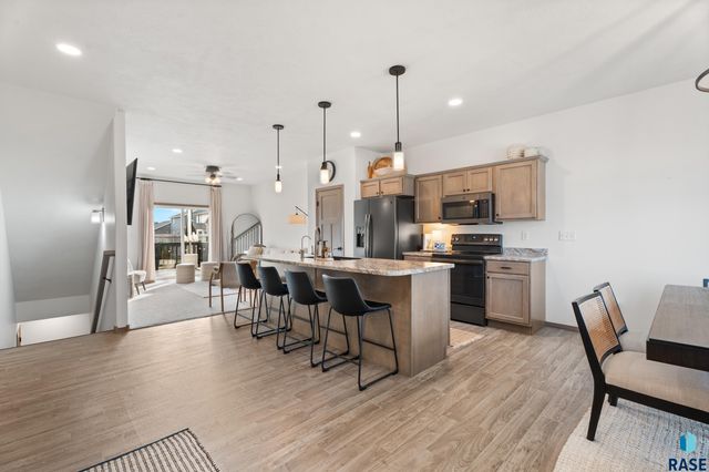 719 Prairieside Trl Trail, Harrisburg, SD 57032