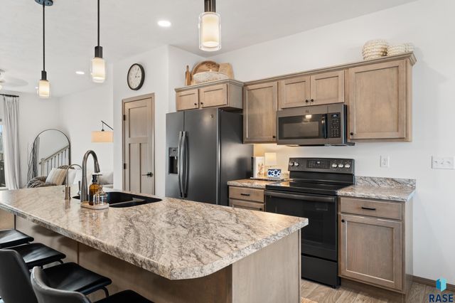 719 Prairieside Trl Trail, Harrisburg, SD 57032