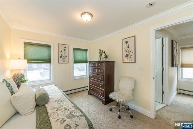 16 Chestnut Place, Nutley, NJ 07110