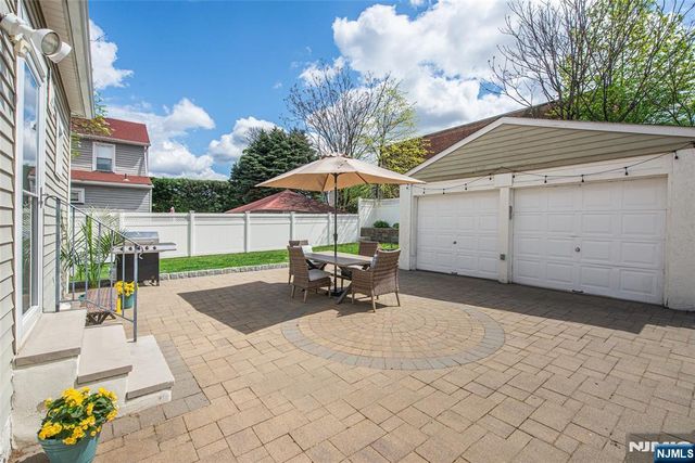 16 Chestnut Place, Nutley, NJ 07110