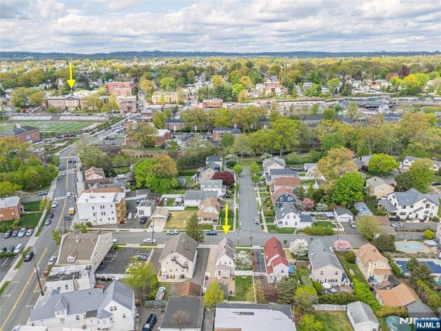 16 Chestnut Place, Nutley, NJ 07110