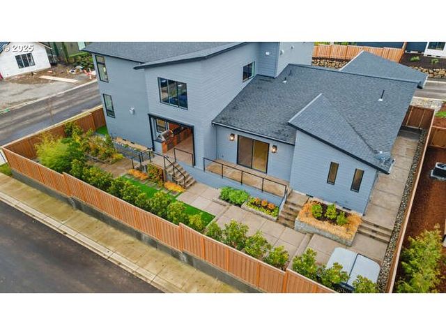 23067 Sw CURRY RIDGE Dr, Sherwood, OR 97140