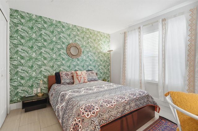 1408 E RIDGEWOOD STREET, Orlando, FL 32803