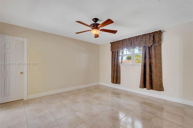 8275 SW 206th Ter, Cutler Bay, FL 33189