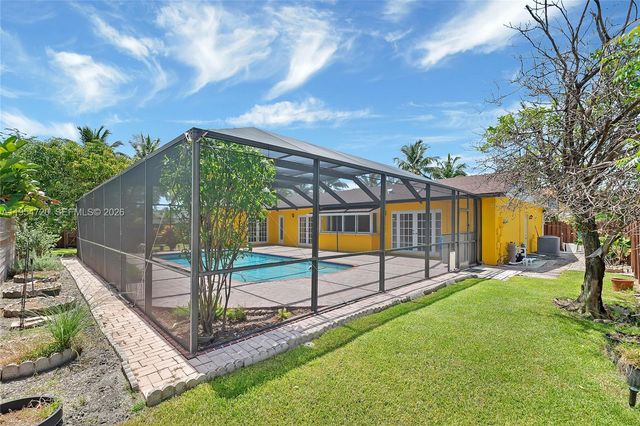 8275 SW 206th Ter, Cutler Bay, FL 33189