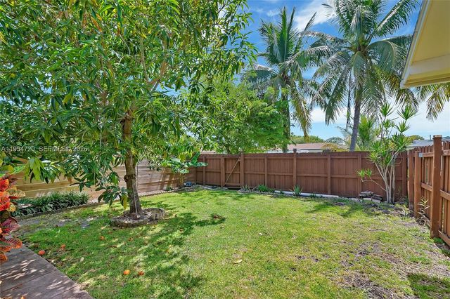 8275 SW 206th Ter, Cutler Bay, FL 33189