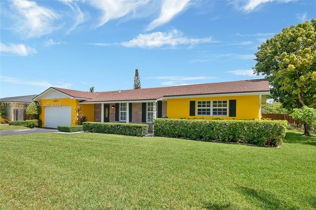 8275 SW 206th Ter, Cutler Bay, FL 33189