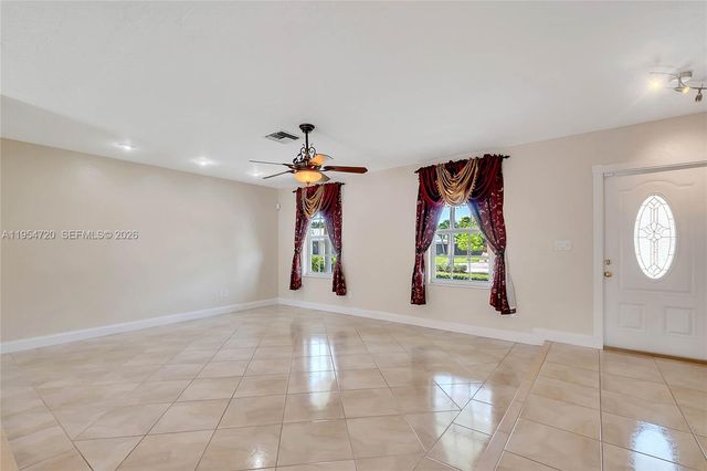 8275 SW 206th Ter, Cutler Bay, FL 33189