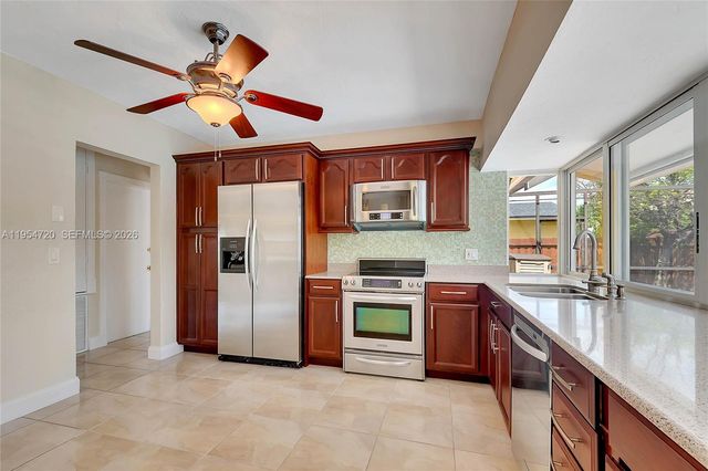 8275 SW 206th Ter, Cutler Bay, FL 33189