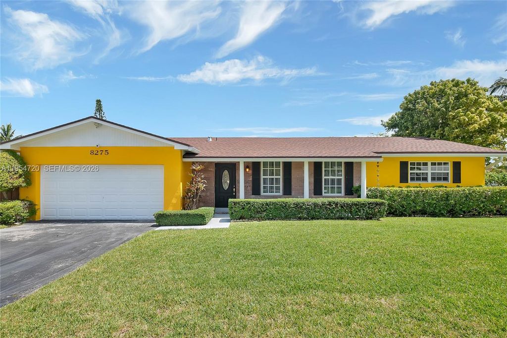 8275 SW 206th Ter, Cutler Bay, FL 33189