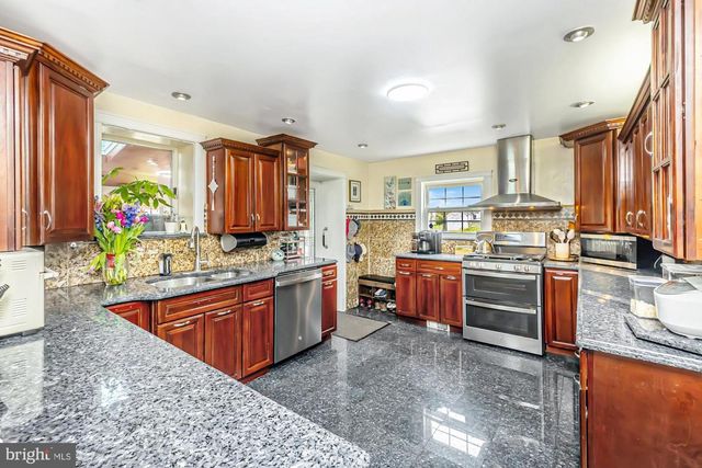 320 PROSPECT RD, Springfield, PA 19064