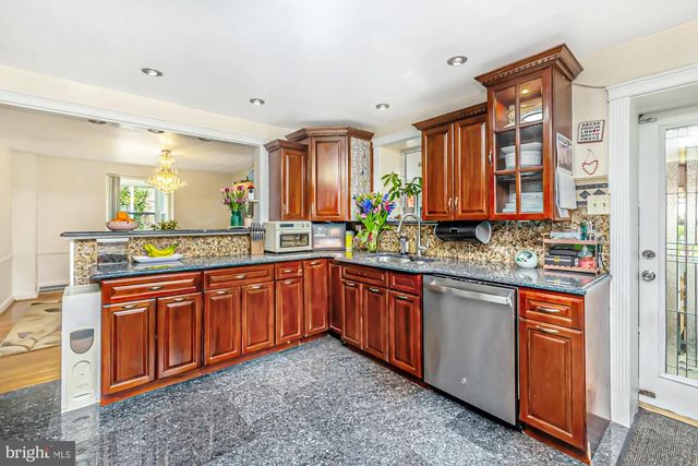 320 PROSPECT RD, Springfield, PA 19064