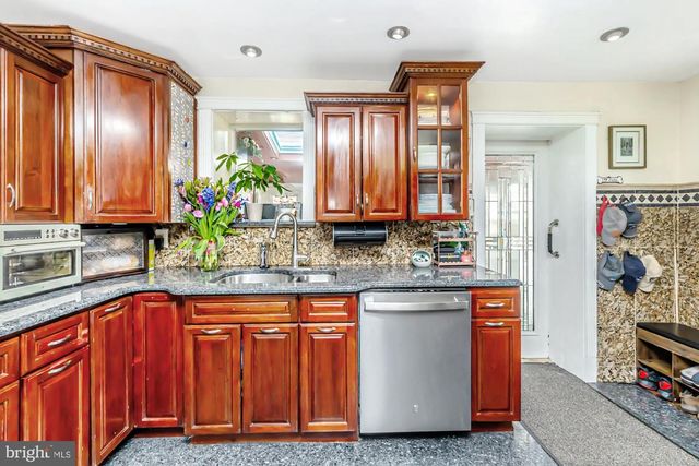 320 PROSPECT RD, Springfield, PA 19064