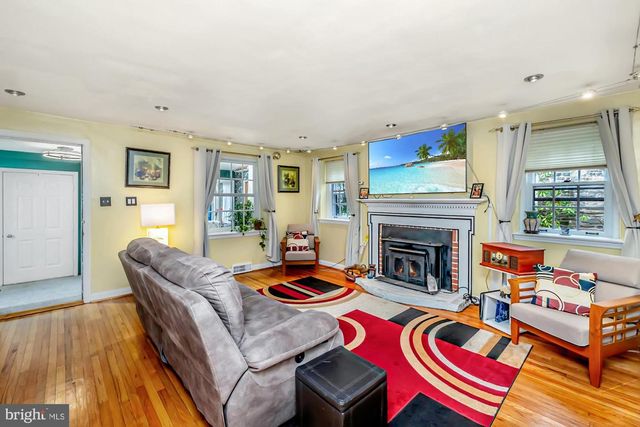 320 PROSPECT RD, Springfield, PA 19064