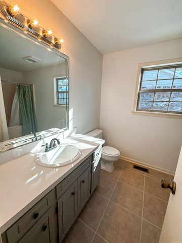 7 Boysenberry Lane, Searcy, AR 72143