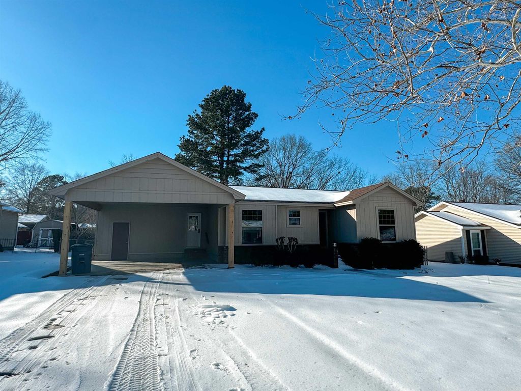 7 Boysenberry Lane, Searcy, AR 72143