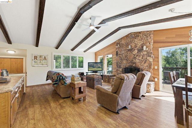 12905 Green Valley Cir, Groveland, CA 95321