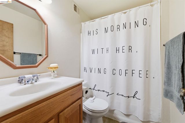 12905 Green Valley Cir, Groveland, CA 95321