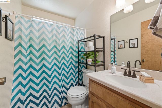 12905 Green Valley Cir, Groveland, CA 95321