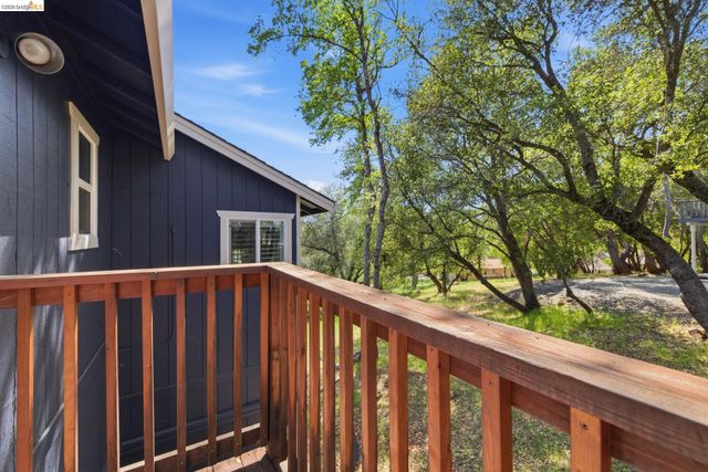 12905 Green Valley Cir, Groveland, CA 95321