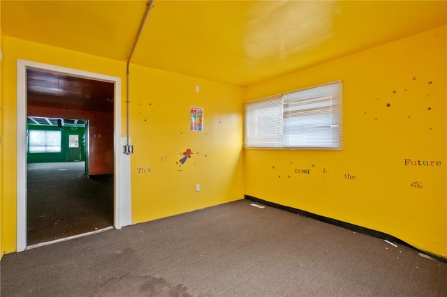 1902 Brownsville Rd, Carrick, PA 15210