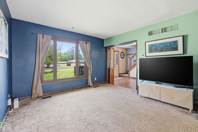 7131 W Green Springs Road, Indianapolis, IN 46214