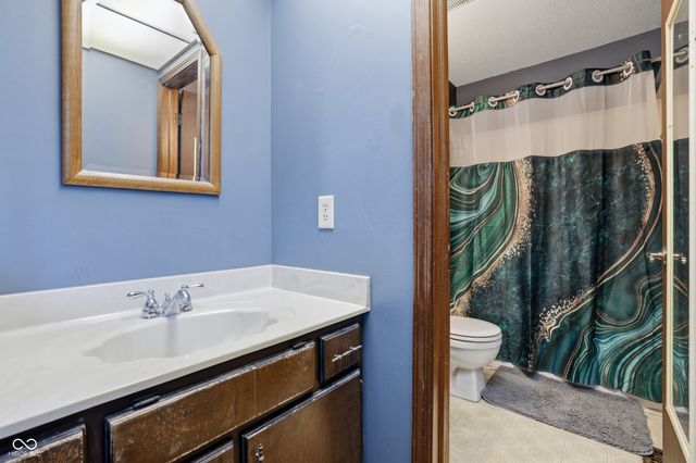 7131 W Green Springs Road, Indianapolis, IN 46214